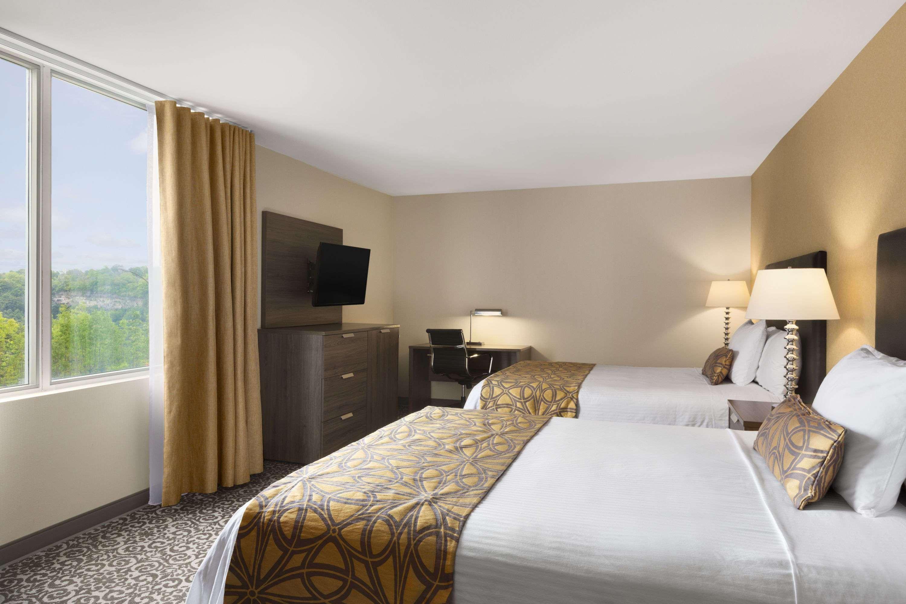 Travelodge By Wyndham Niagara Falls Fallsview Εξωτερικό φωτογραφία